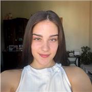 Sei stata cercando una ragazza che ti aiuti nei tuoi successi scolastici, mi hai trovata!